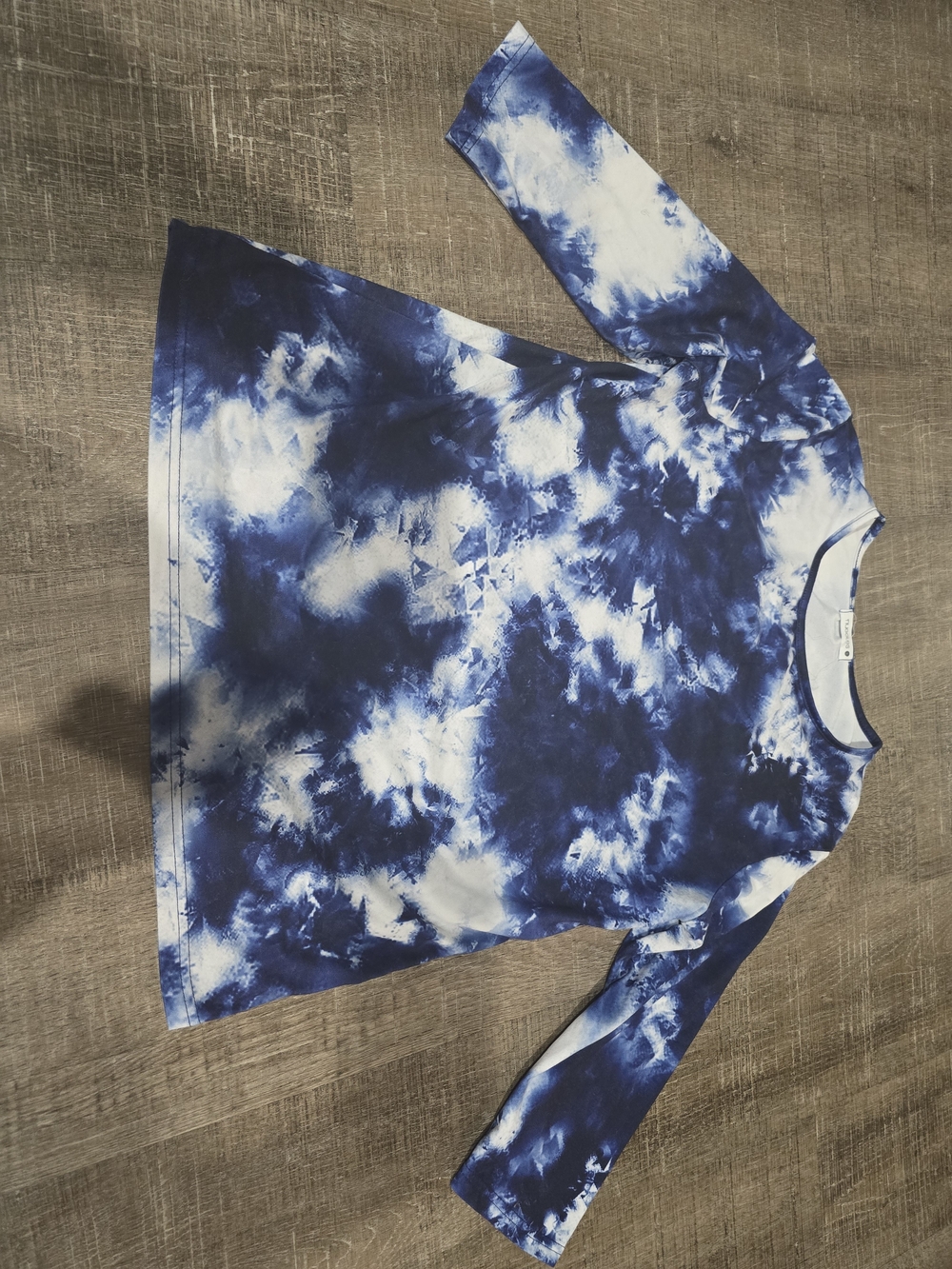 Women's Long Sleeve Tie-Dye Tee - Blue & White